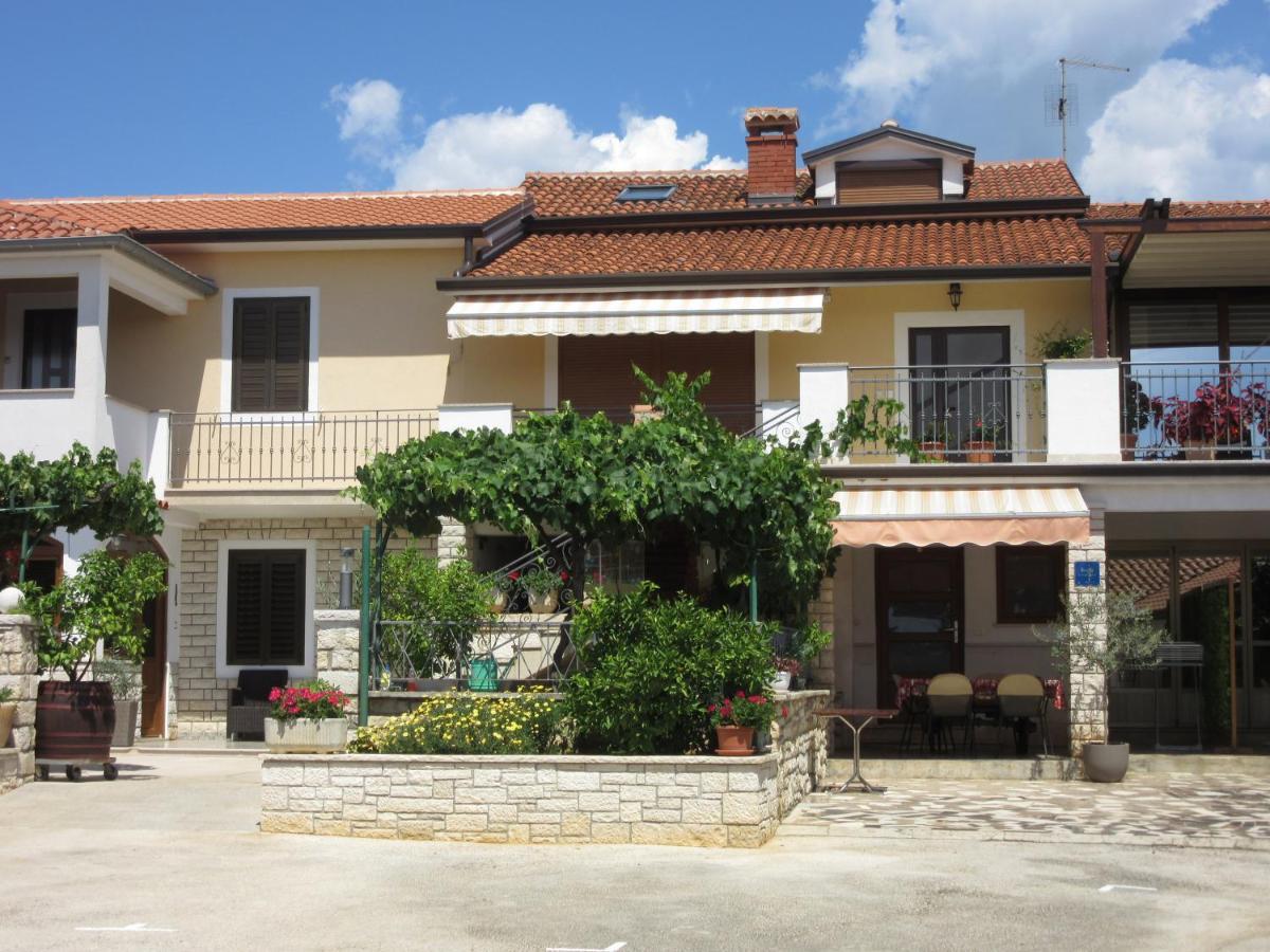 Haus Roko Apartment Rovinj Exterior foto