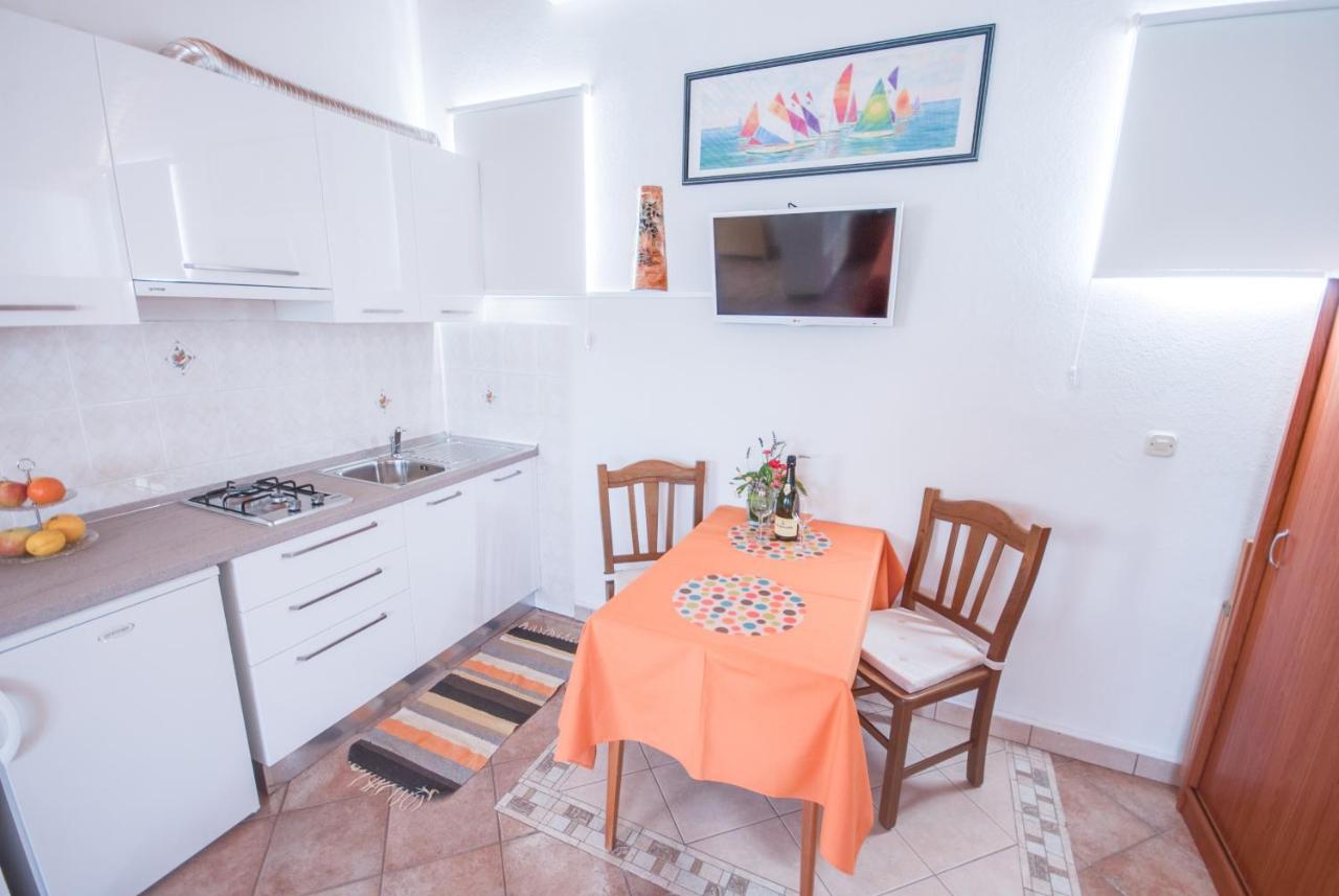 Haus Roko Apartment Rovinj Exterior foto