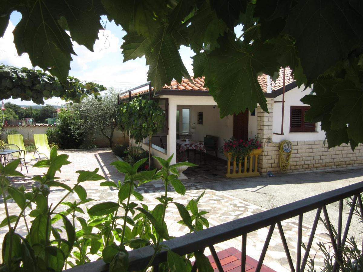 Haus Roko Apartment Rovinj Exterior foto