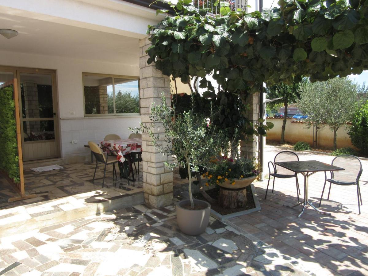 Haus Roko Apartment Rovinj Exterior foto